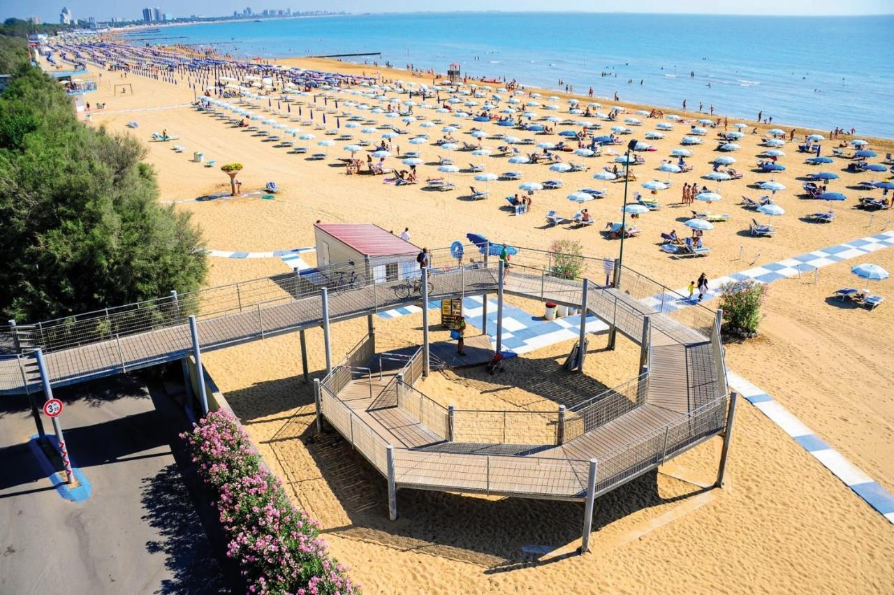 Residenza La Meridiana Линяно Сабиадоро Екстериор снимка