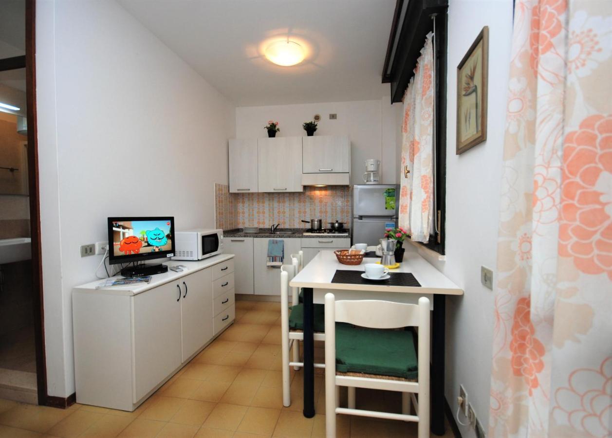 Residenza La Meridiana Линяно Сабиадоро Екстериор снимка